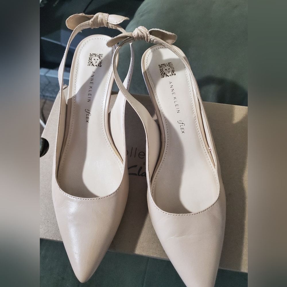 💖Anne Klein iflex shoes. Size 9.